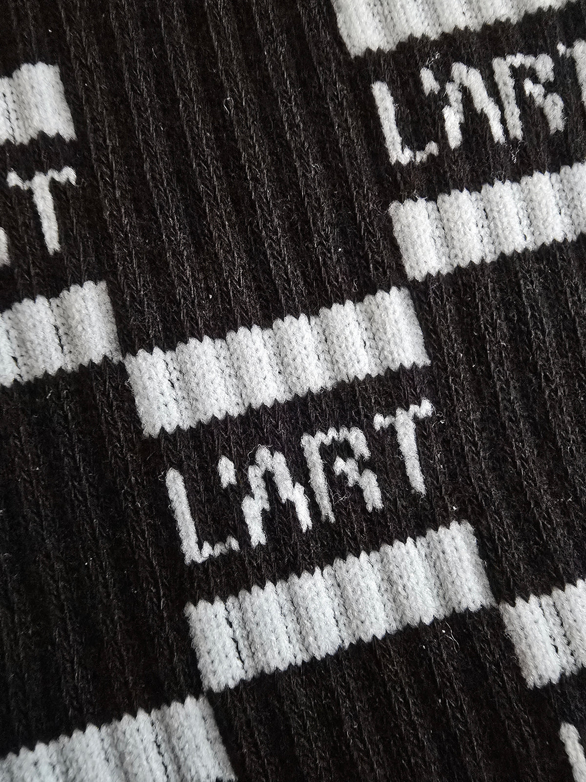 L'ART Grid Athletic Crew Sock